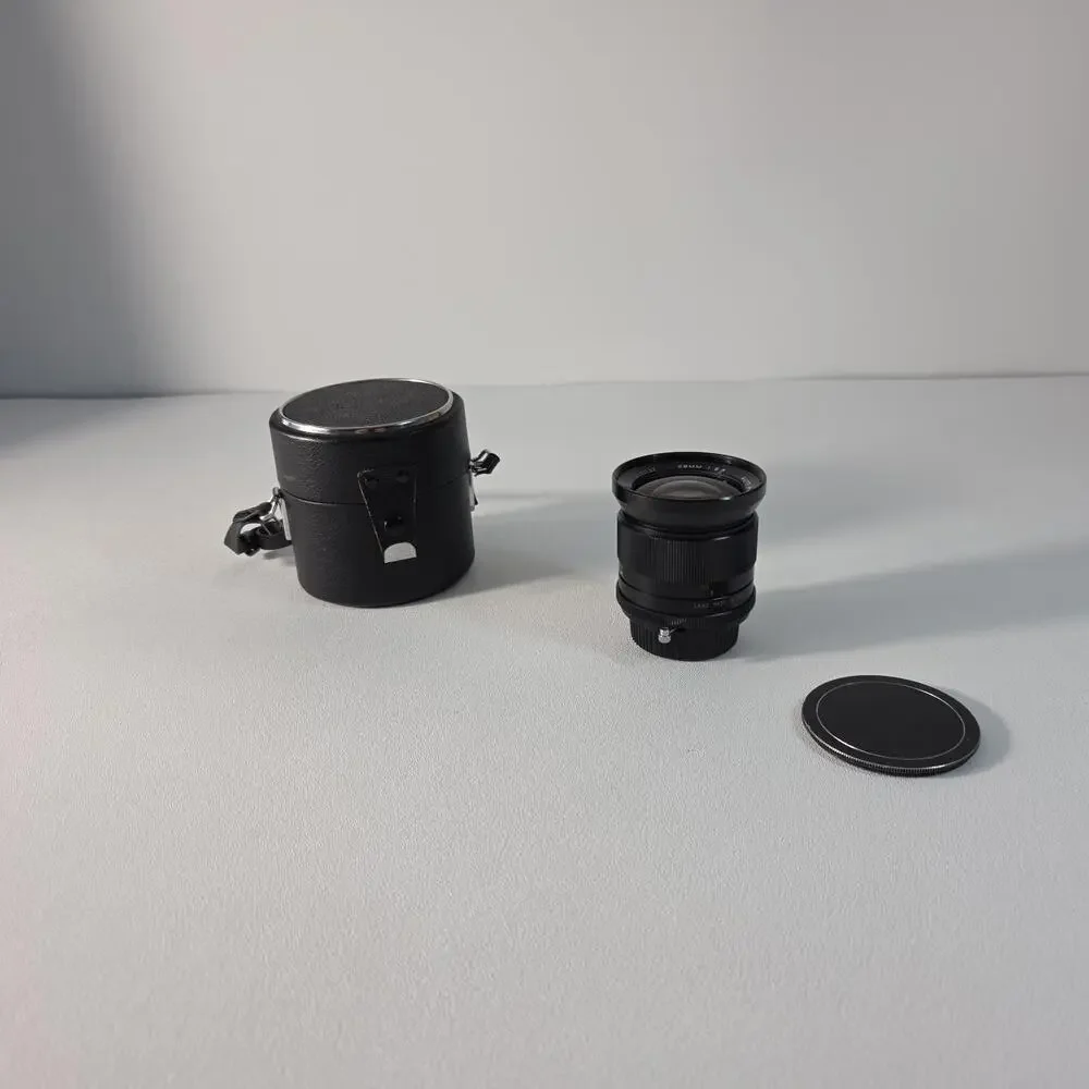 VIVITAR AUTO WIDE ANGLE LENS 28MM 1:2.5, 62 MM Minolta MC/MD Mount